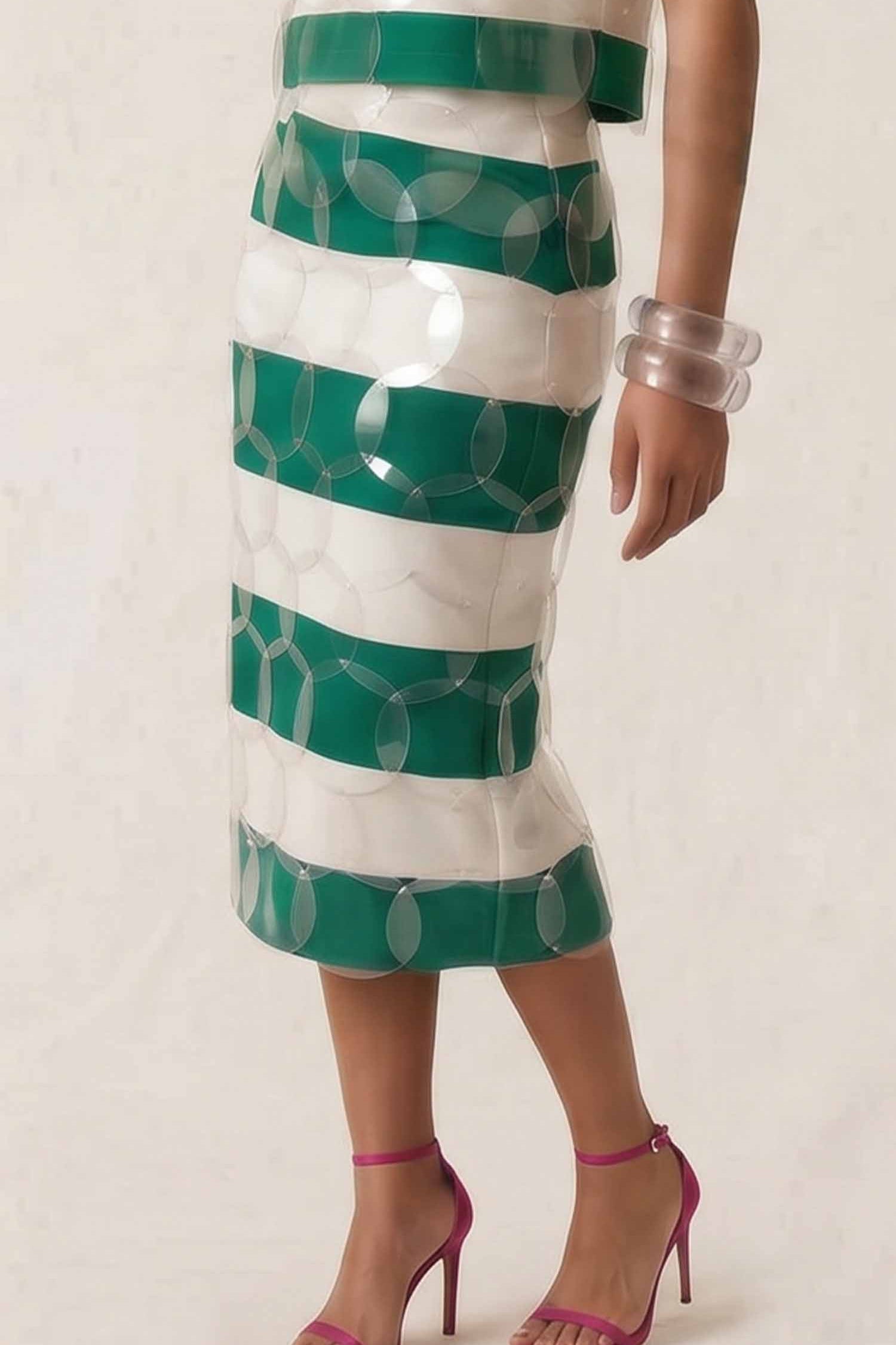 Greenandwhiteskirt.jpg