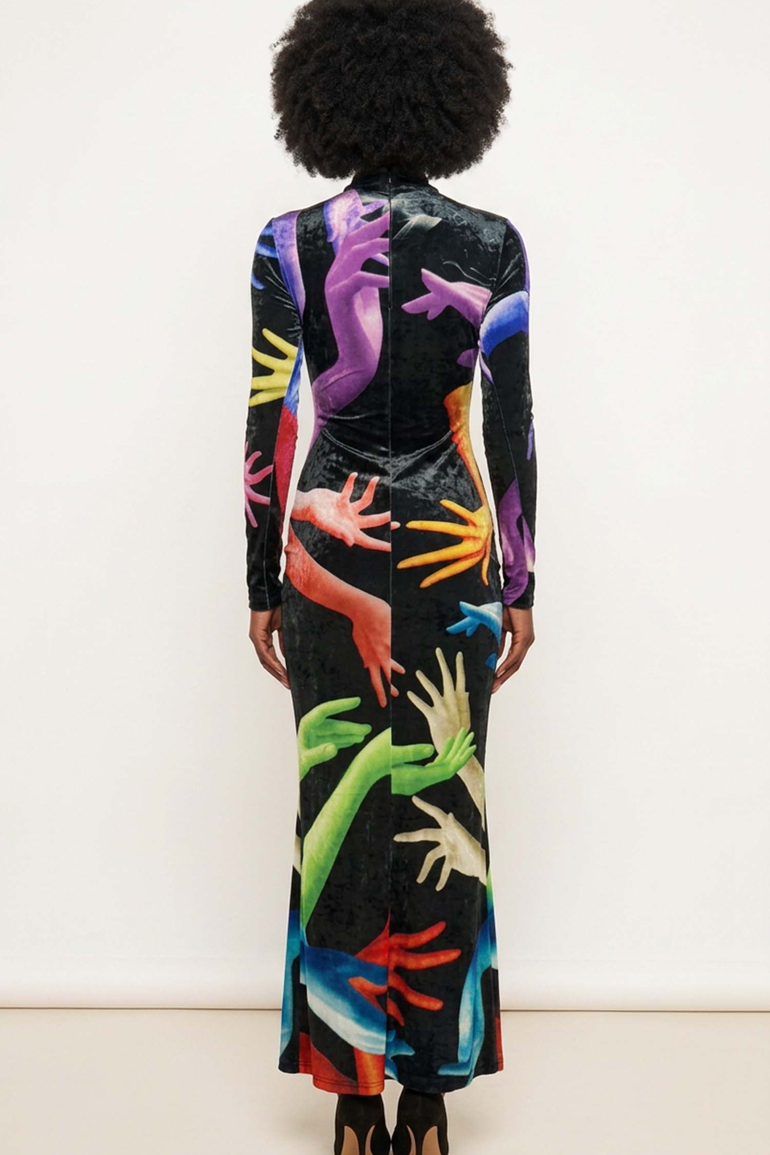 HandsyDressBack.jpg