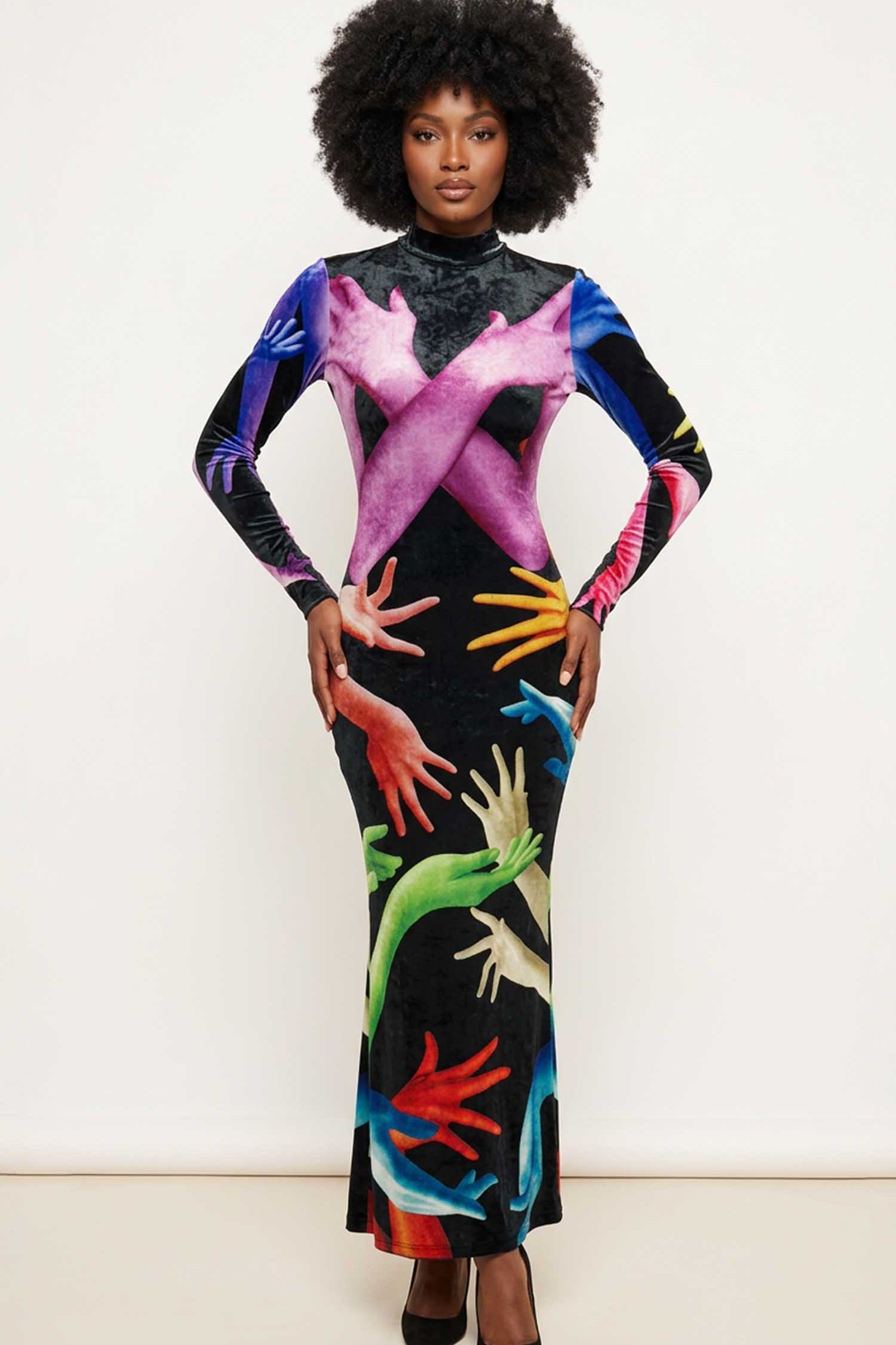 HandsyDressFront.jpg