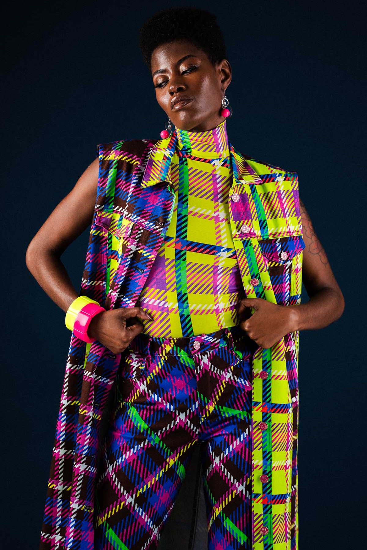 Mixed_Maxi_Vest_2.jpg