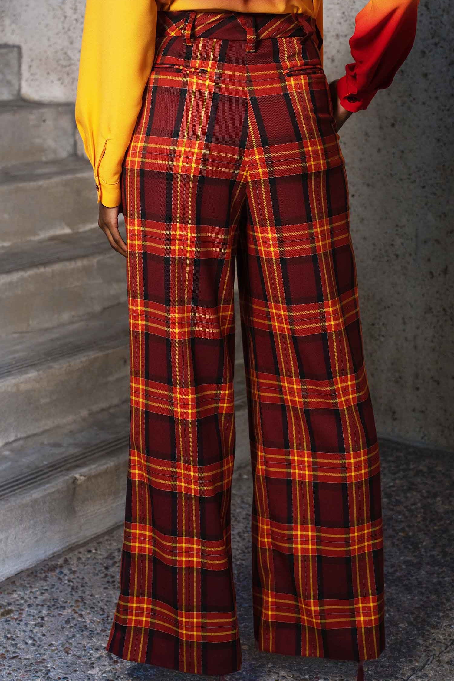 PlaidPantBack.jpg