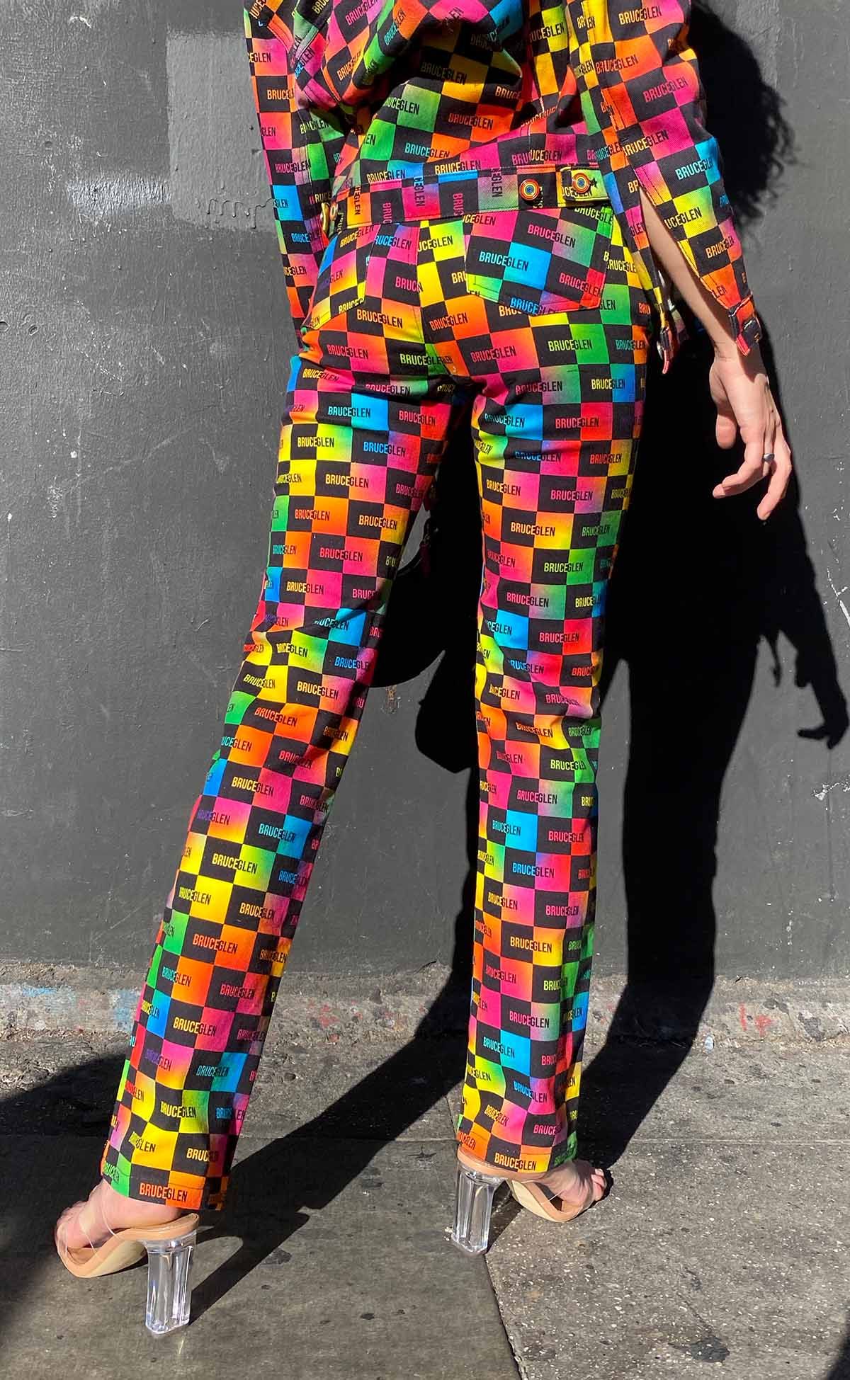 Gradient Logo Flare Jean